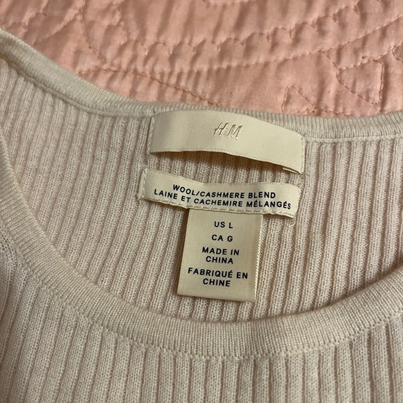 H&M Wool/Cashmere Sweater Size L - Picture 6 of 8